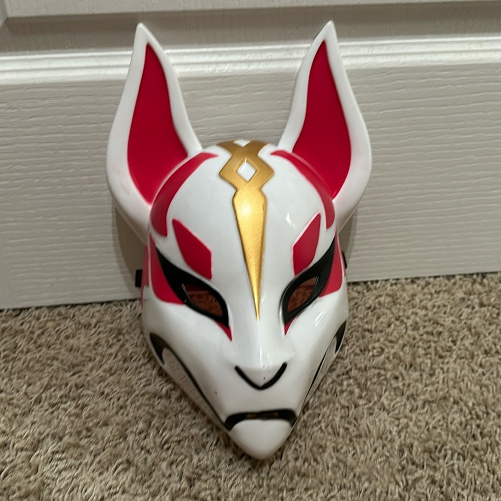 Fortnite Mask Cosplay